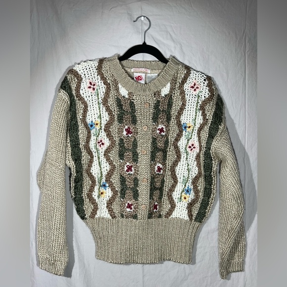 No Boundaries Sweater - Picture 1 of 4